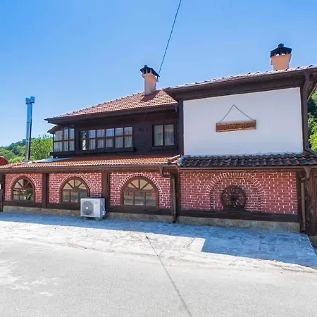 בית נופש зеленият двор Mladezhko